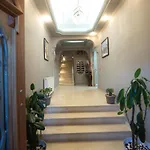 Mariss Hotel Korce