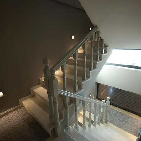 Mariss Hotel 4*