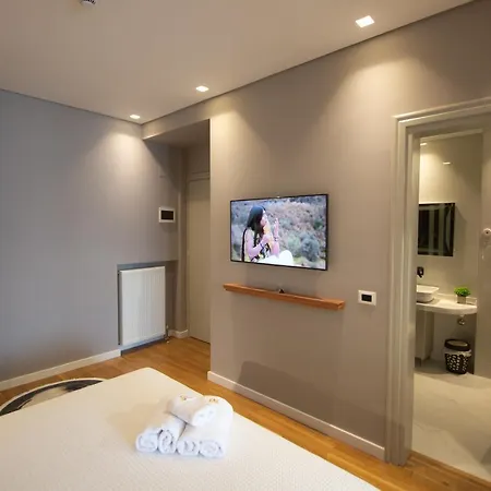 Mariss Hotel Korce