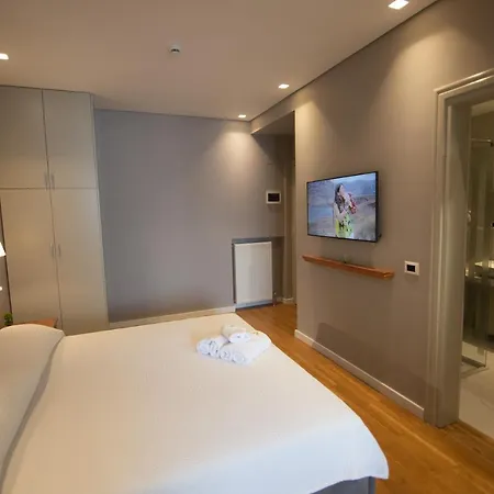 Mariss Hotel Korce
