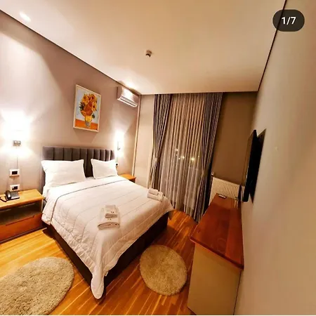 Hotell Mariss 4*