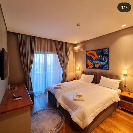 Hotel Mariss Korce