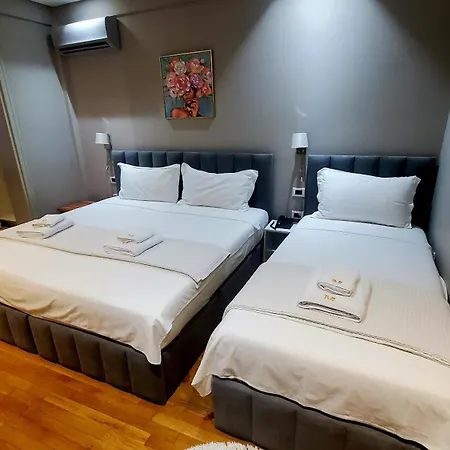 Mariss Hotel Korce