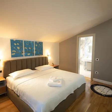 Hotell Mariss Korça