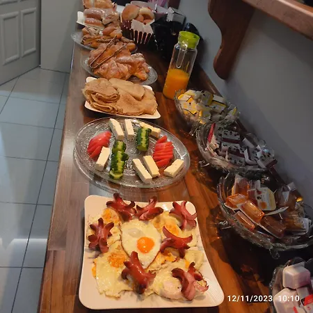 Hotell Mariss Korça